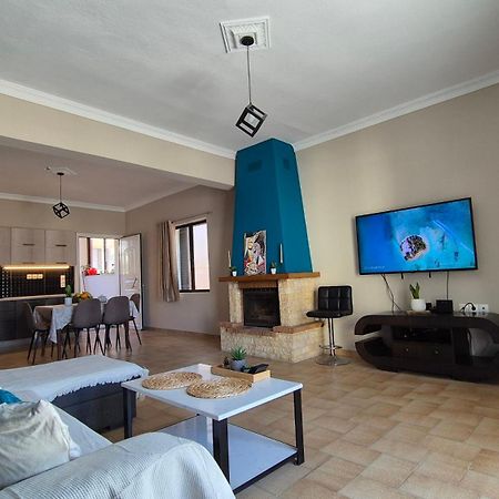 Modern Central Αpt 500M From The Beach. Chrissi Akti Chania Exterior foto