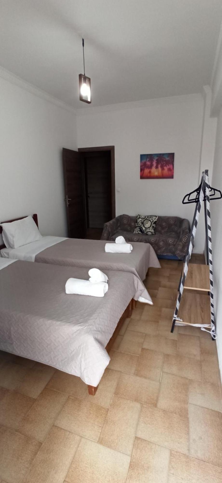 Modern Central Αpt 500M From The Beach. Chrissi Akti Chania Exterior foto